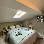 T3 Duplex Cosy - Notre-dame - Netflix - Terrasse דירה